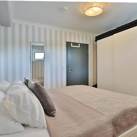 Daire Haus Bergstrasse 35 16